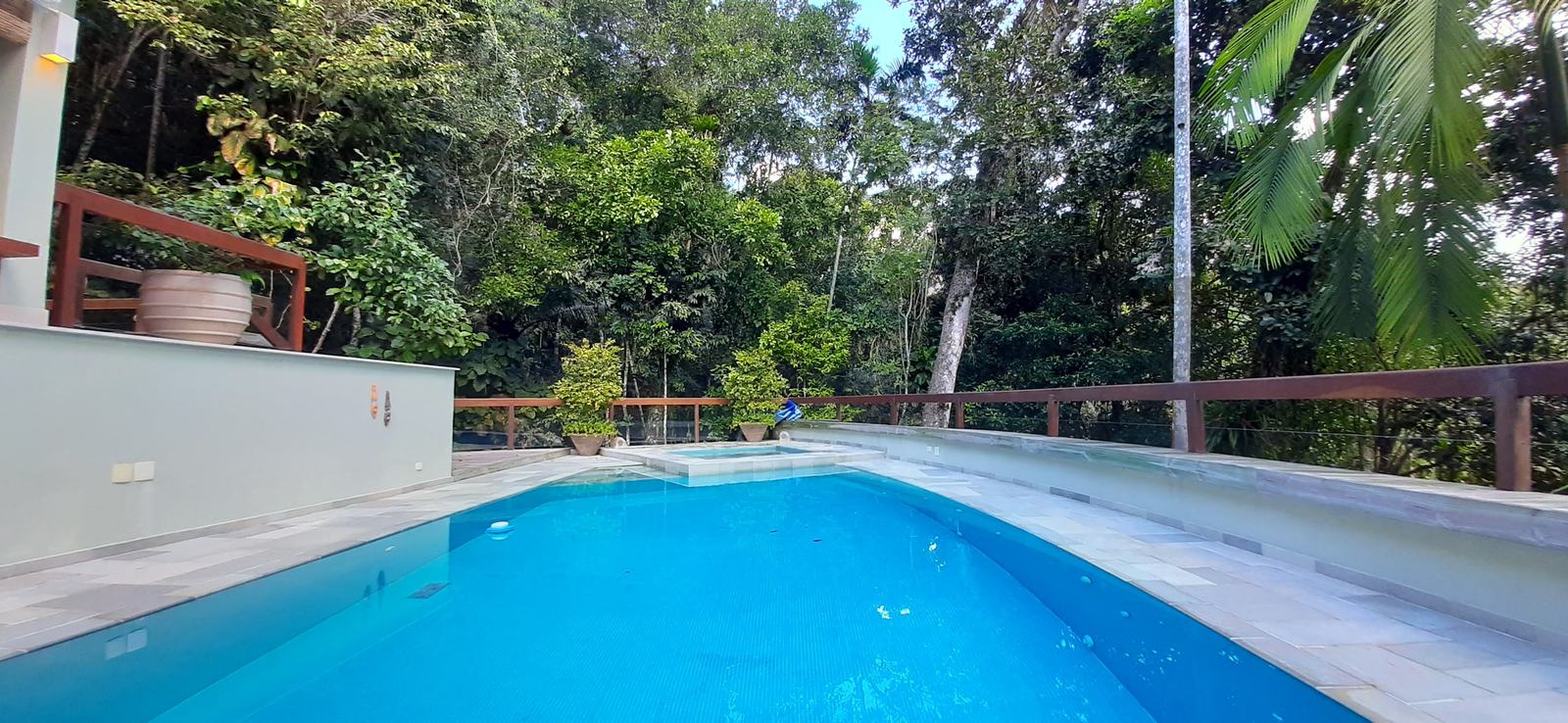 Área externa 2 — Iporanga, Guarujá, à venda e para locação, Casa