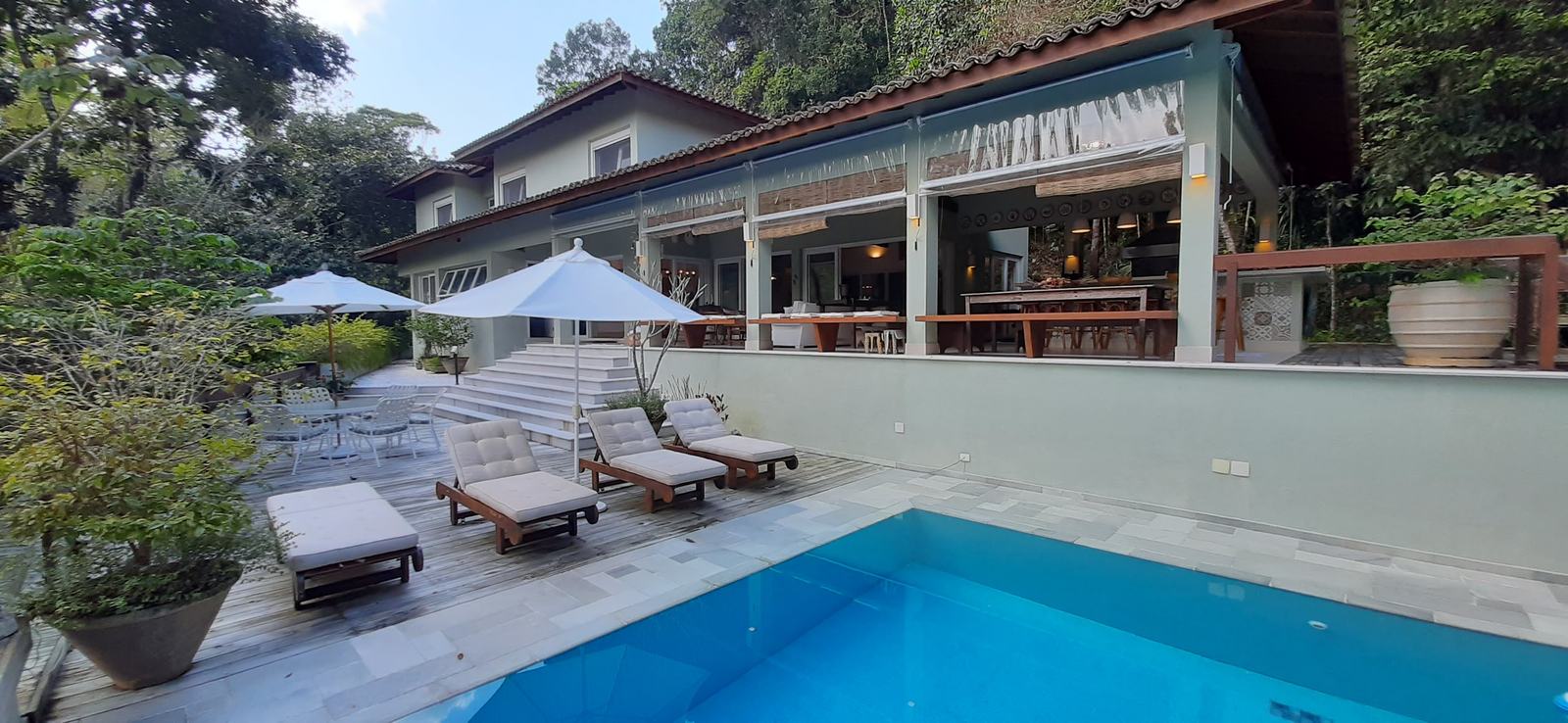 Área externa 4 — Iporanga, Guarujá, à venda e para locação, Casa