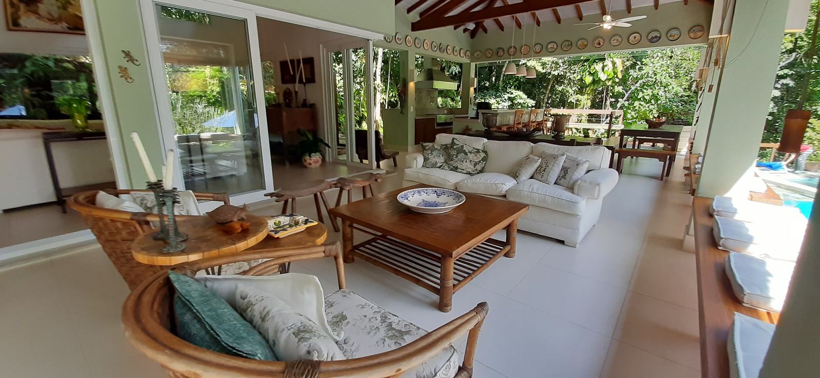 Área externa 17 — Iporanga, Guarujá, à venda e para locação, Casa