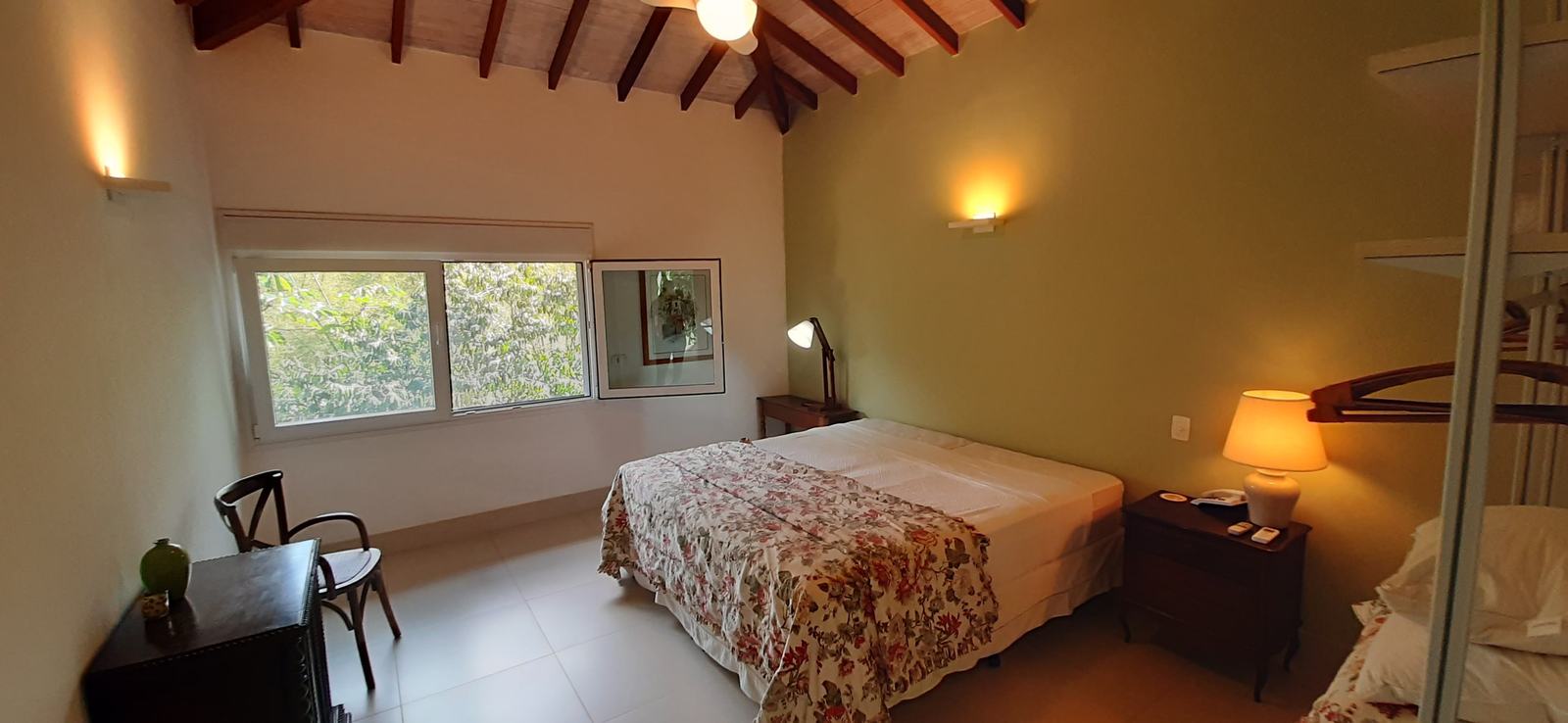 Suíte 8 — Iporanga, Guarujá, à venda e para locação, Casa