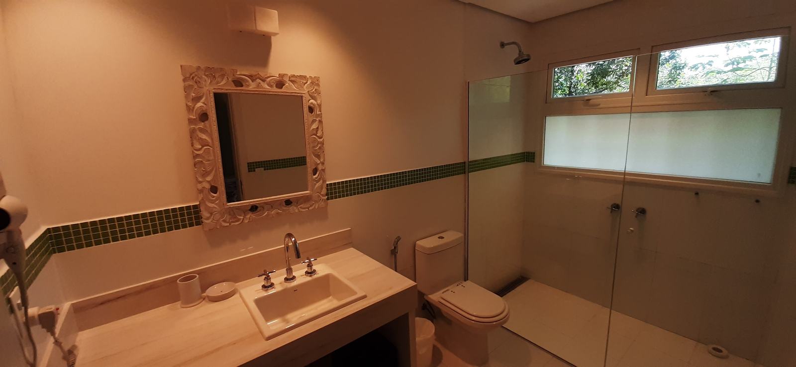 Suíte 6 — Iporanga, Guarujá, à venda e para locação, Casa