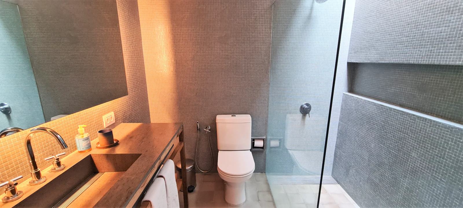 Suíte 6 — Iporanga, Guarujá, à venda, Casa