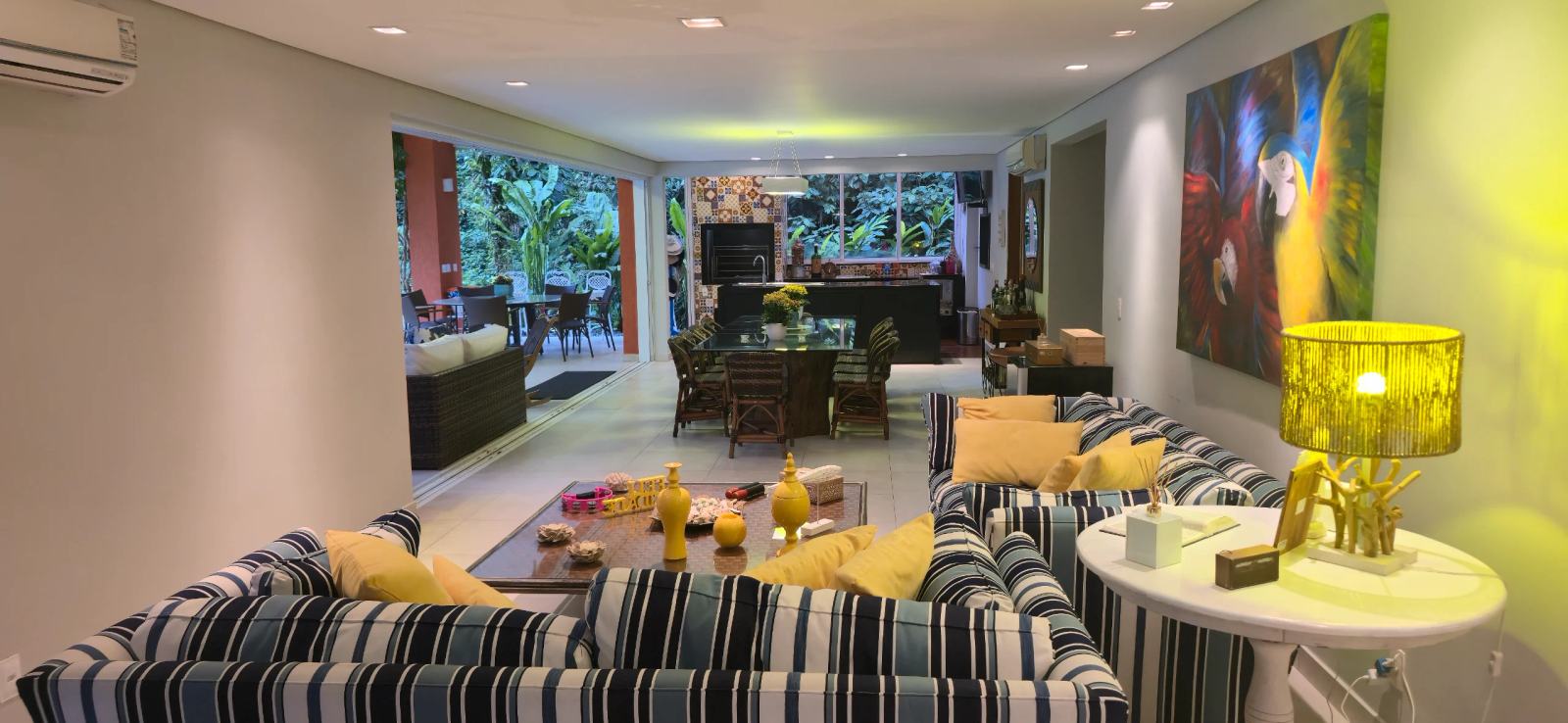 Ambiente interno 2 — Iporanga, Guarujá, à venda, Casa