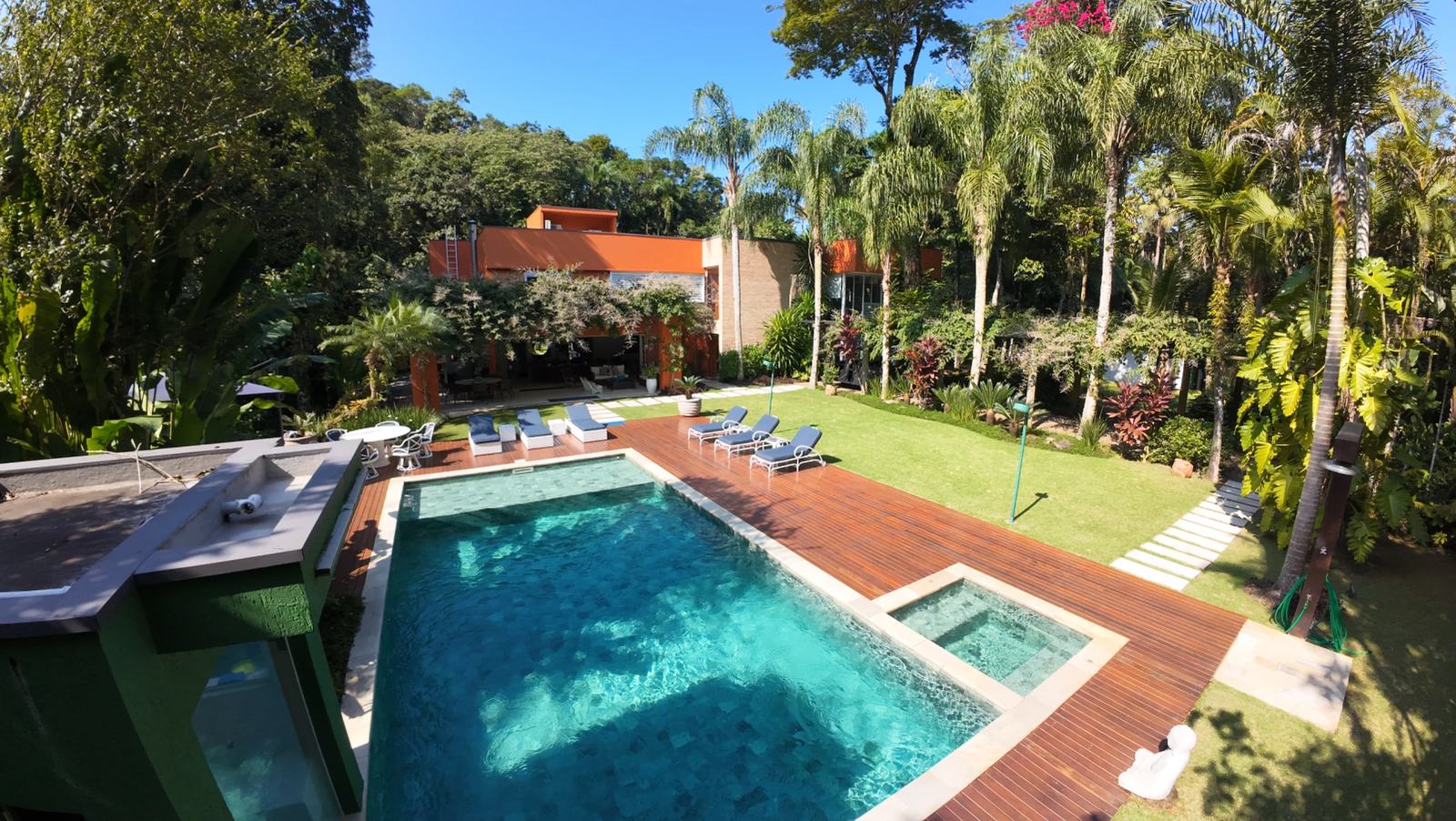 Vista aérea 11 — Iporanga, Guarujá, à venda, Casa