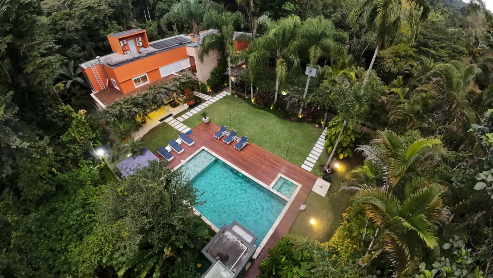 Vista aérea 14 — Iporanga, Guarujá, à venda, Casa