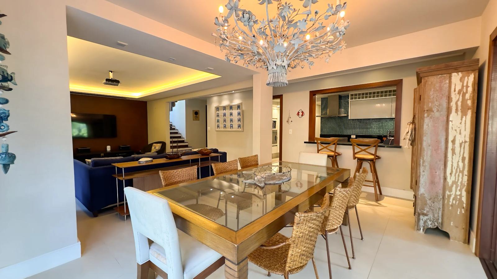 Ambiente interno 8 — Iporanga, Guarujá, à venda e para locação, Casa