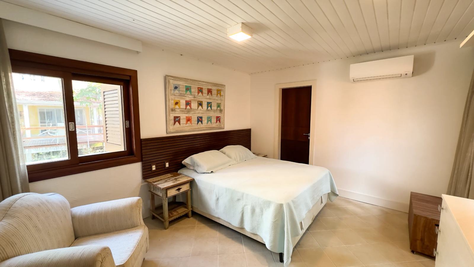 Suíte 8 — Iporanga, Guarujá, à venda e para locação, Casa