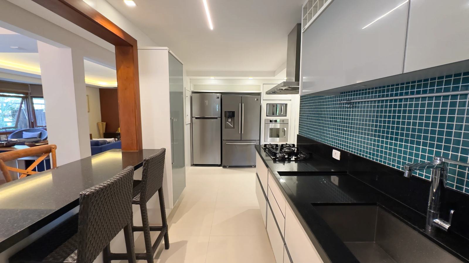 Área de serviço 2 — Iporanga, Guarujá, à venda e para locação, Casa