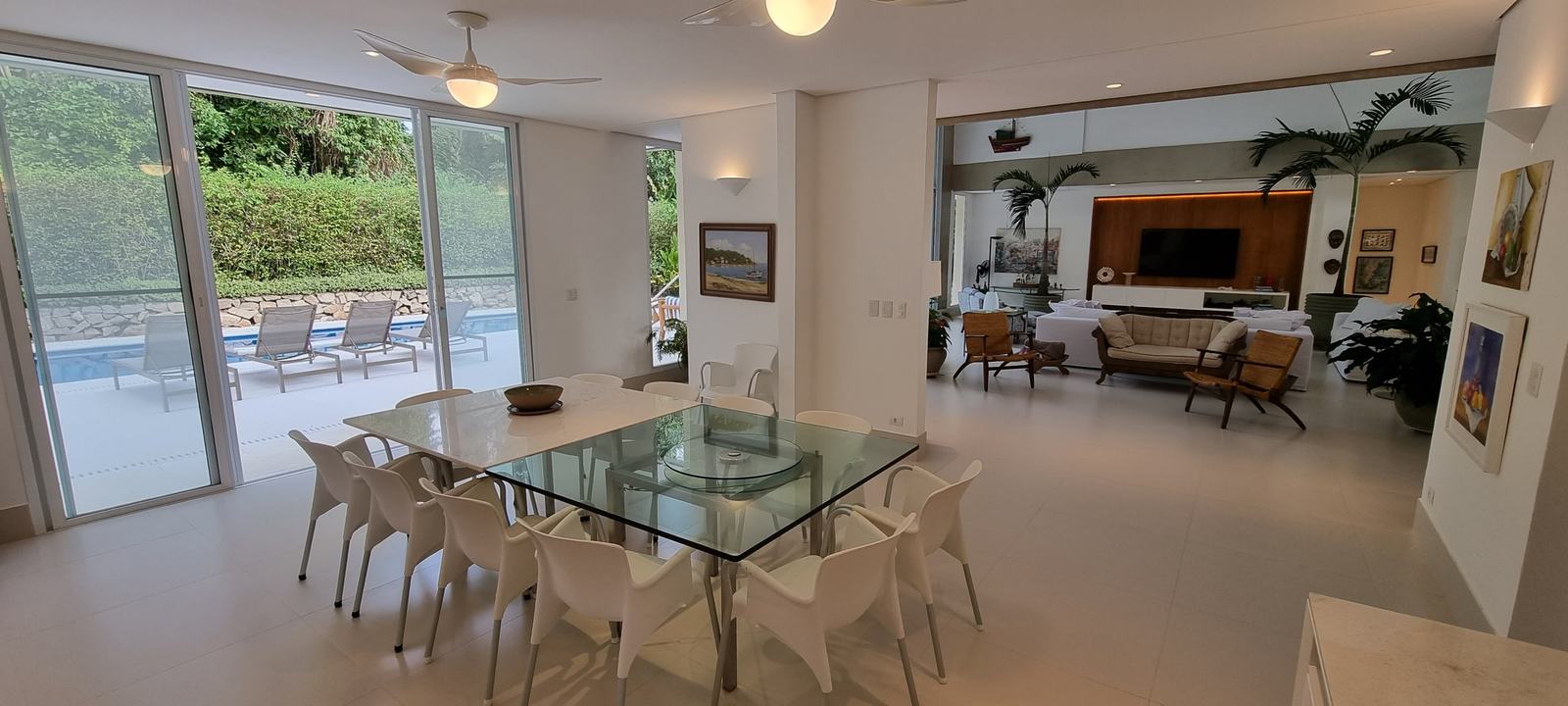 Ambiente interno 1 — Iporanga, Guarujá, à venda, Casa