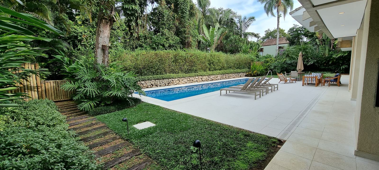 Área externa 9 — Iporanga, Guarujá, à venda, Casa
