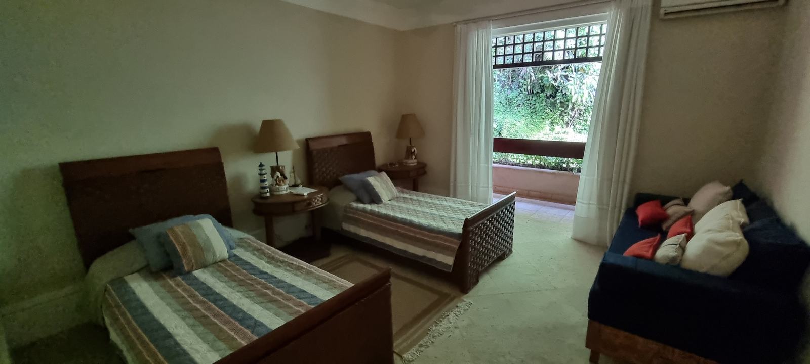 Suíte 5 — Iporanga, Guarujá, para locação, Casa
