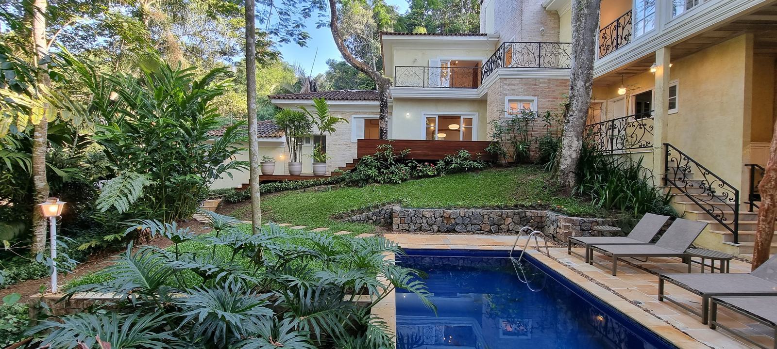 Área externa 2 — Iporanga, Guarujá, para locação, Casa