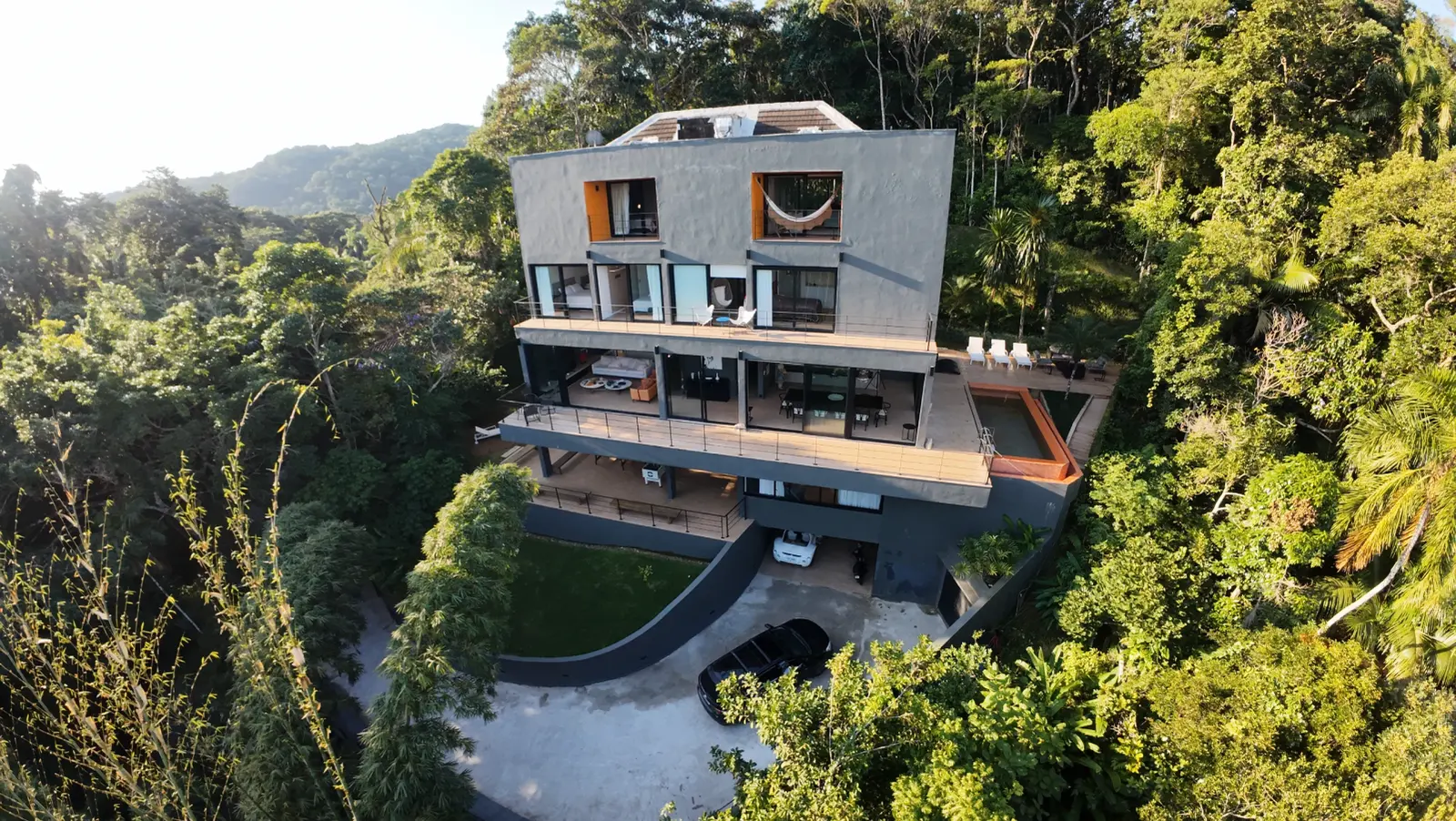 Vista aérea 4 — Iporanga, Guarujá, à venda e para locação, Casa
