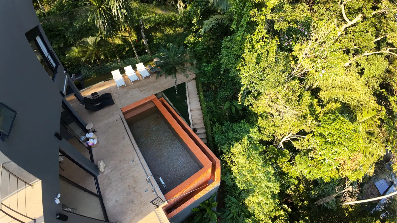 Vista aérea 2 — Iporanga, Guarujá, à venda e para locação, Casa