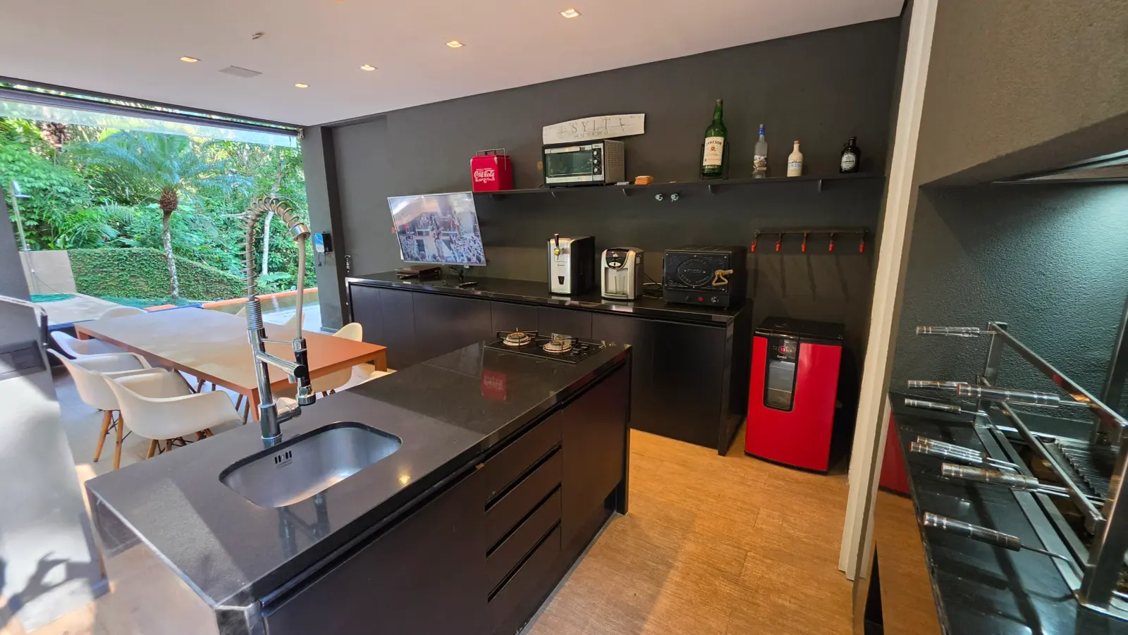 Área externa 12 — Iporanga, Guarujá, à venda e para locação, Casa