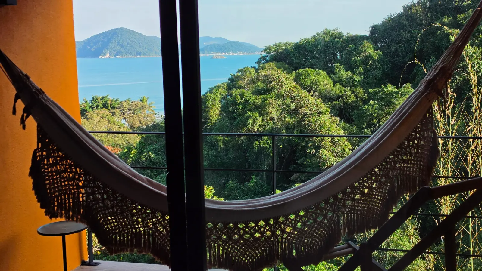 Suíte 18 — Iporanga, Guarujá, à venda e para locação, Casa