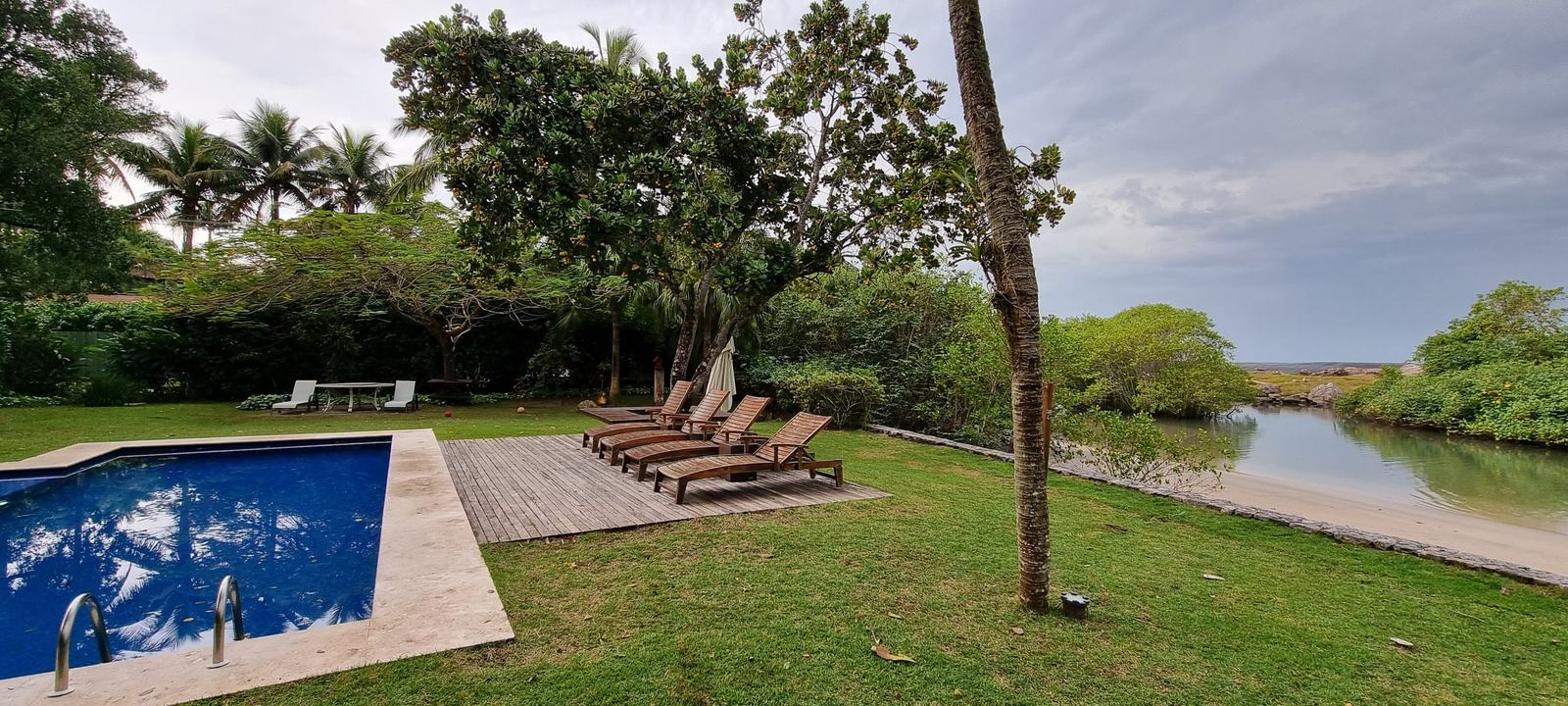 Área externa 5 — Iporanga, Guarujá, à venda e para locação, Casa