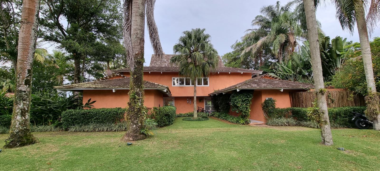 Área externa 9 — Iporanga, Guarujá, à venda e para locação, Casa