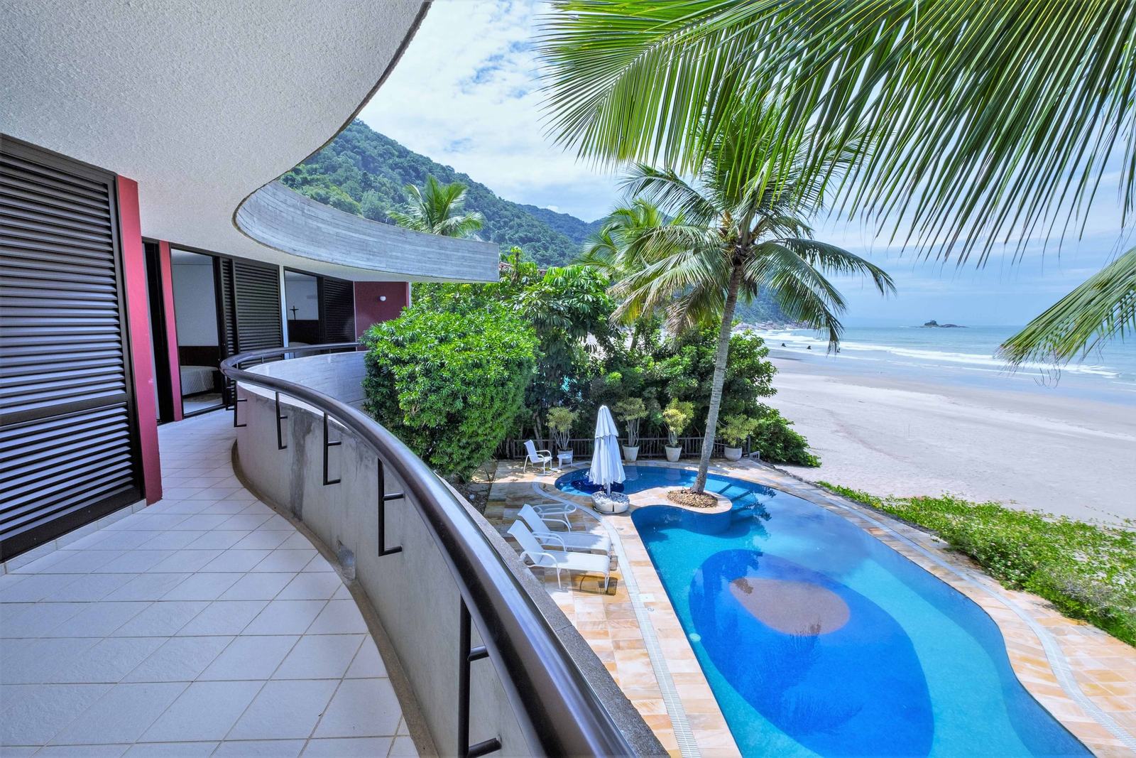 Ambiente interno 1 — Taguaíba, Guarujá, à venda e para locação, Casa