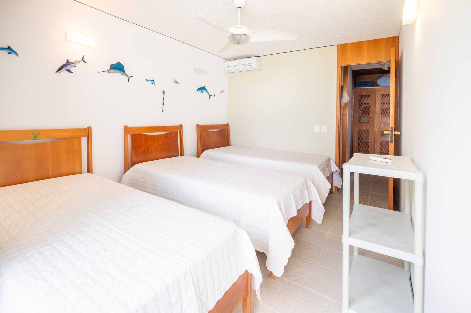Suíte 18 — Taguaíba, Guarujá, à venda e para locação, Casa