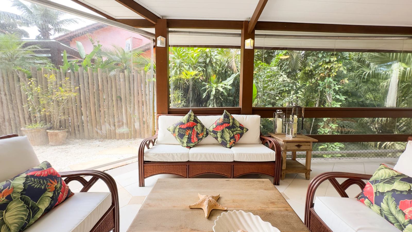 Área externa 2 — Iporanga, Guarujá, à venda, Casa