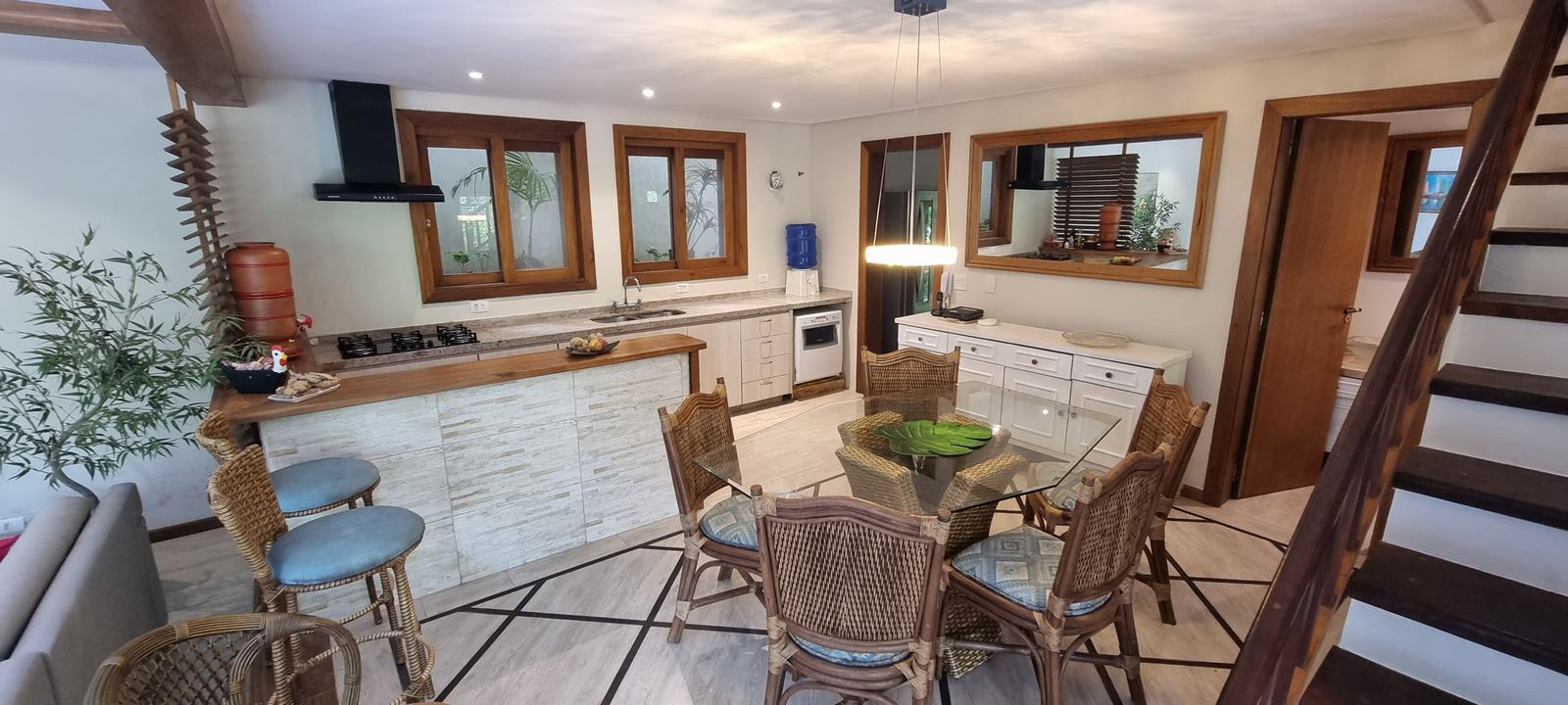 Ambiente interno 8 — Iporanga, Guarujá, à venda e para locação, Casa