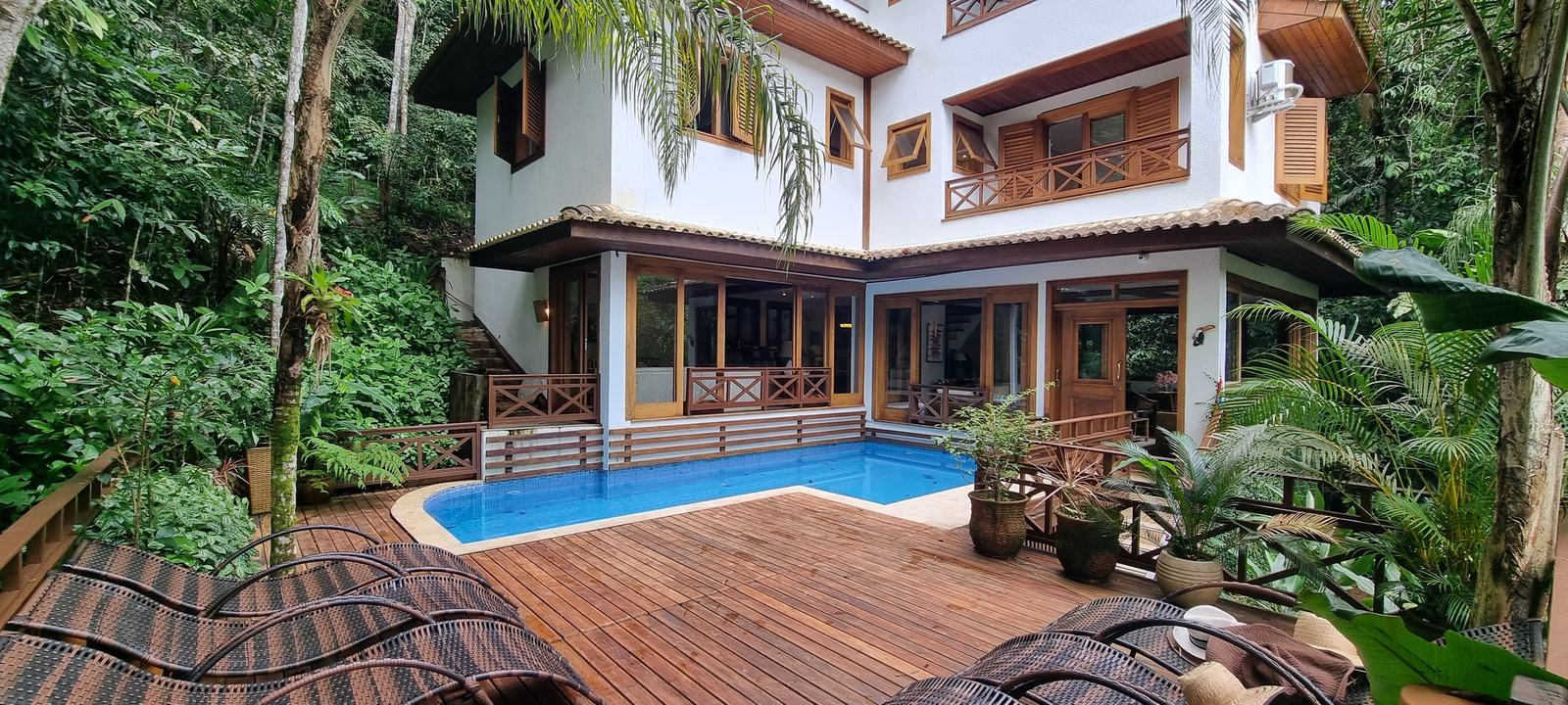 Área externa 6 — Iporanga, Guarujá, à venda e para locação, Casa