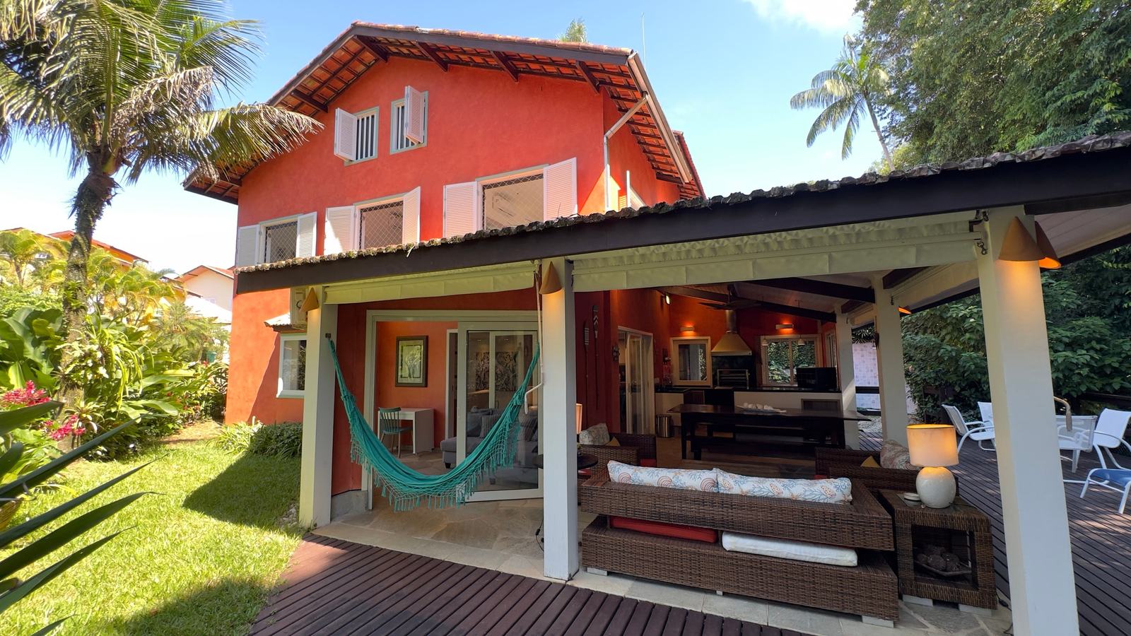Área externa 24 — Iporanga, Guarujá, para locação, Casa