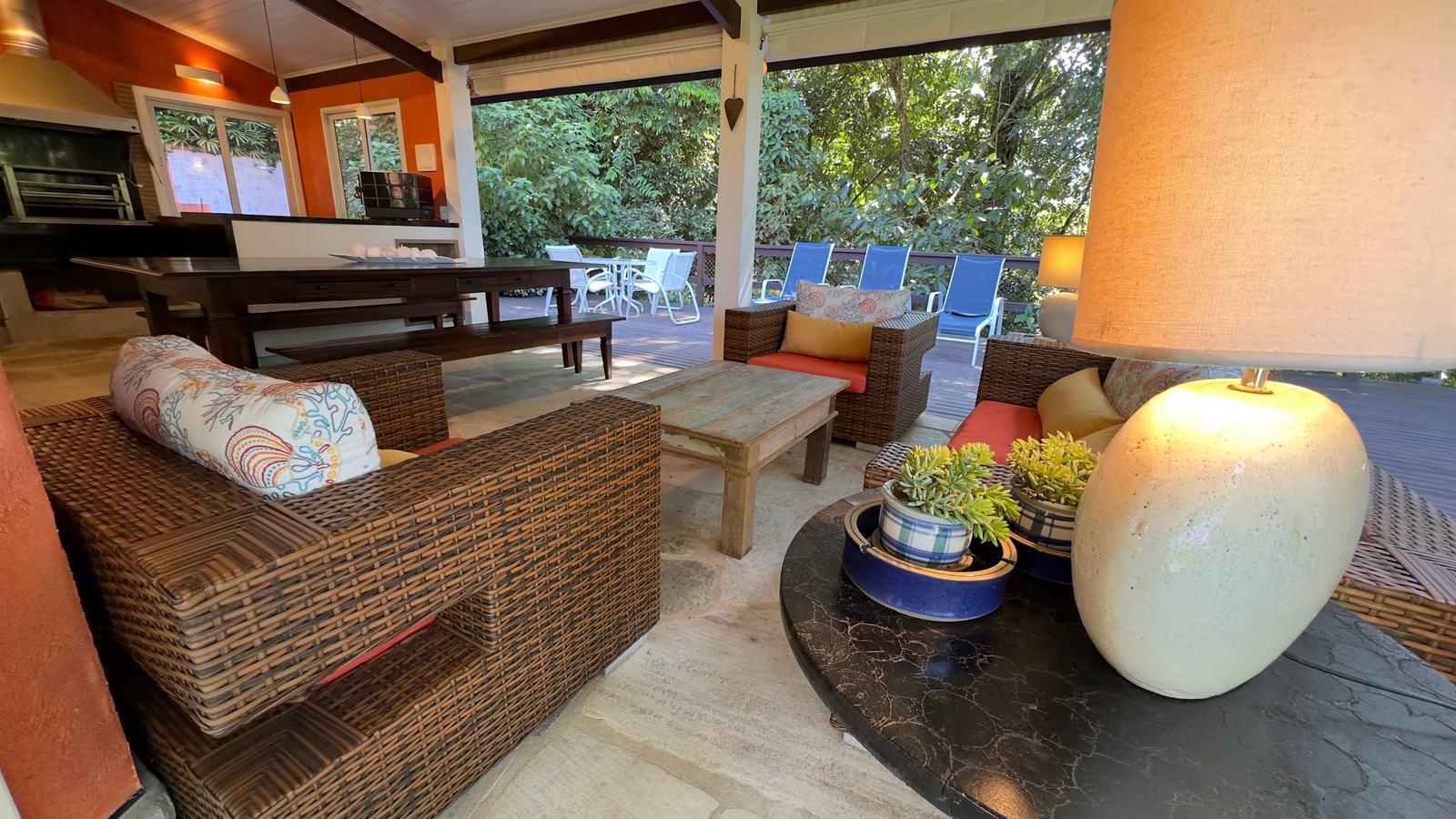 Área externa 11 — Iporanga, Guarujá, para locação, Casa