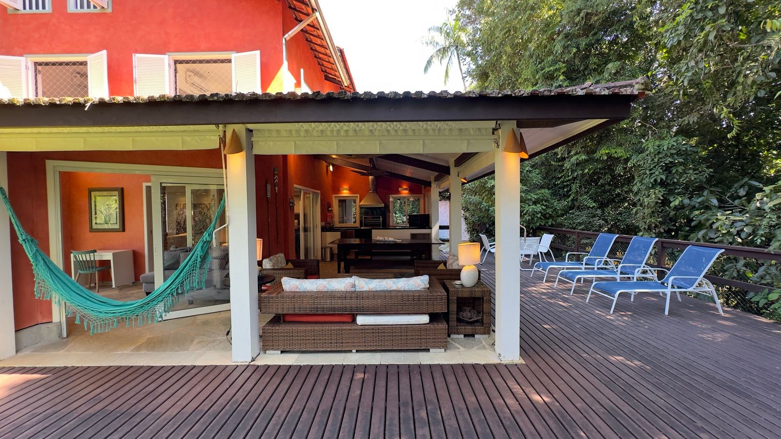 Área externa 25 — Iporanga, Guarujá, para locação, Casa
