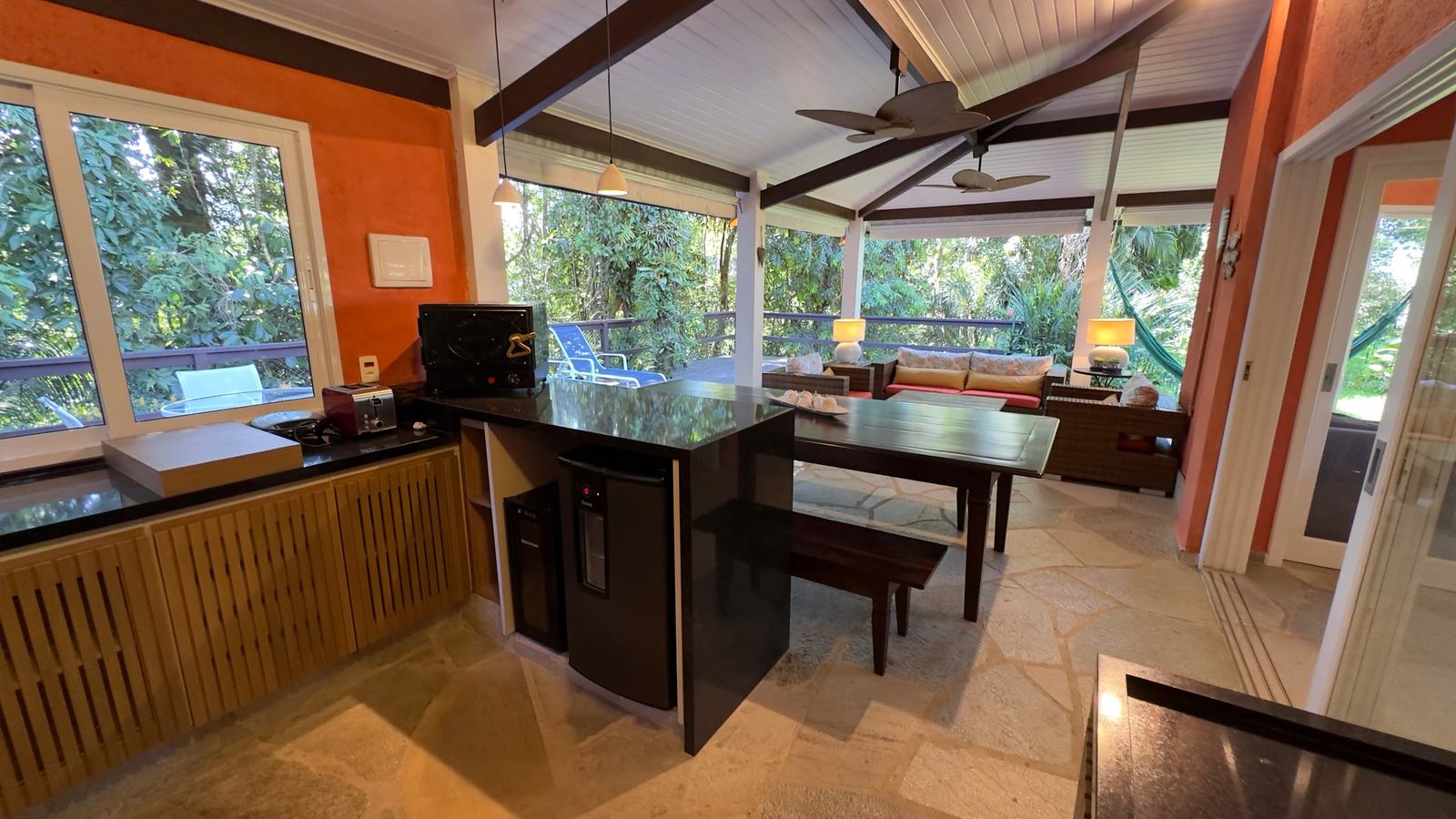 Área externa 7 — Iporanga, Guarujá, para locação, Casa