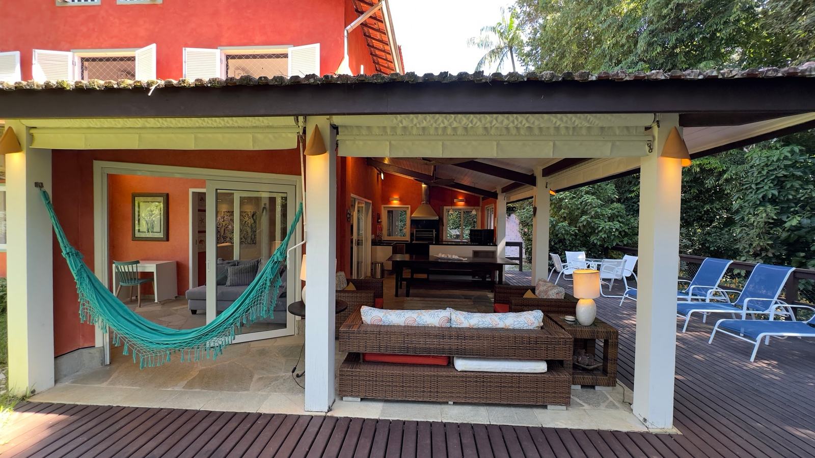 Área externa 23 — Iporanga, Guarujá, para locação, Casa