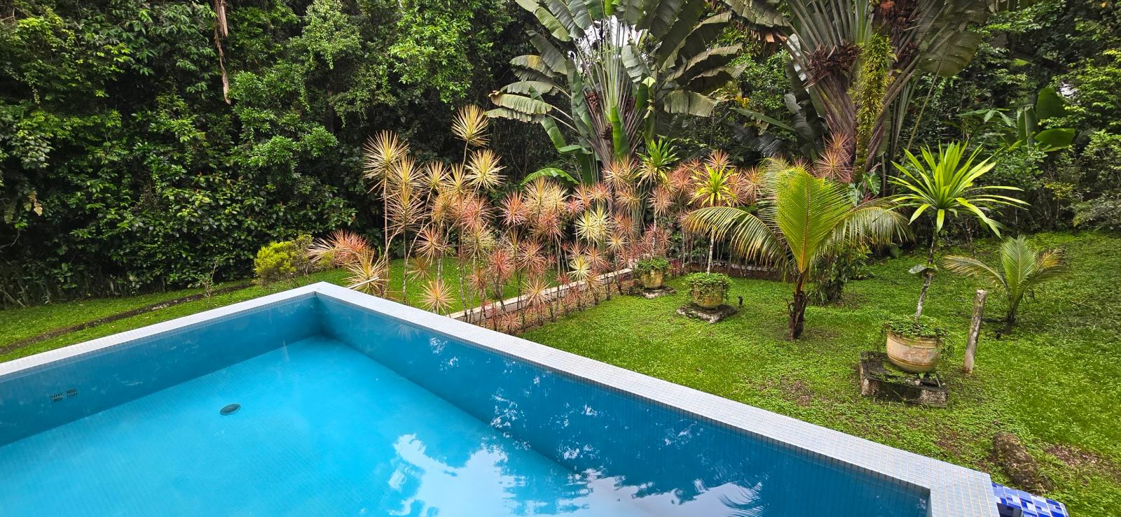 Área externa 4 — Iporanga, Guarujá, à venda, Casa